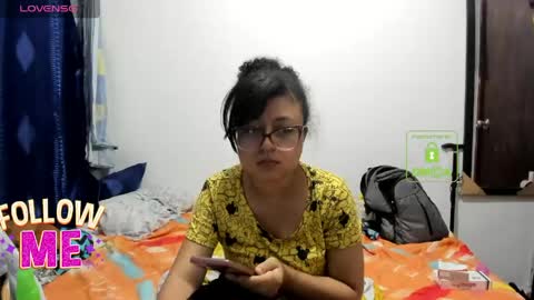 candy_val online show from May 16, 7:00 am