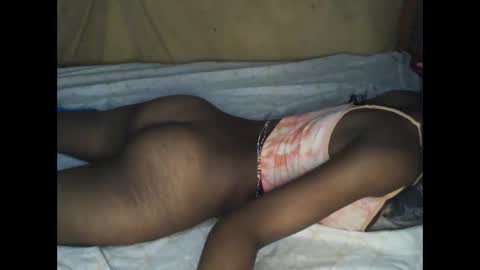 candybrown001 online show from September 19, 7:46 pm