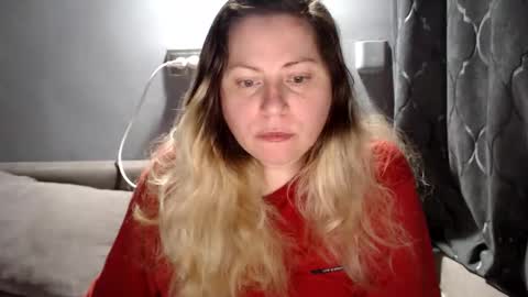 Laura online show from June 2, 7:59 pm