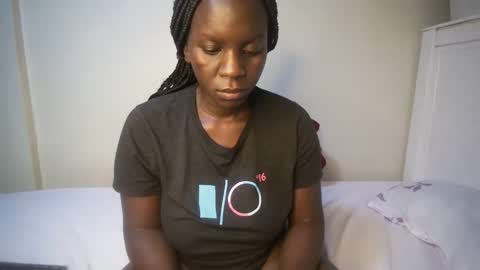 candycurly_ online show from September 24, 3:49 am