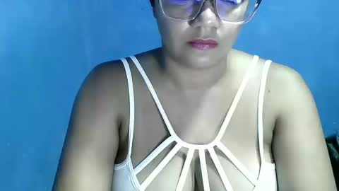 Snapshot of candyflowerlub chatting on October 18, 8:54 pm candyflowerlub online show from October 18, 8:54 pm