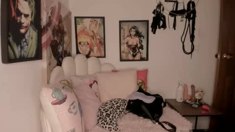 candytyler_ online show from October 5, 3:28 pm