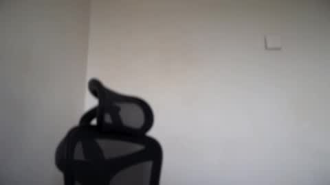 Emma online show from September 25, 7:40 am