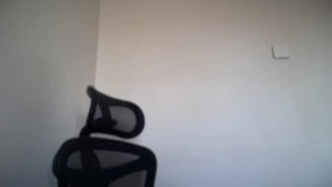 Emma online show from November 3, 7:45 am