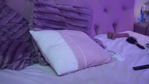  Carina  online show from March 30, 3:06 am