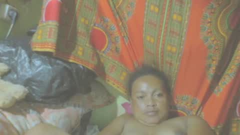 carinesexy69 online show from February 4, 11:49 pm