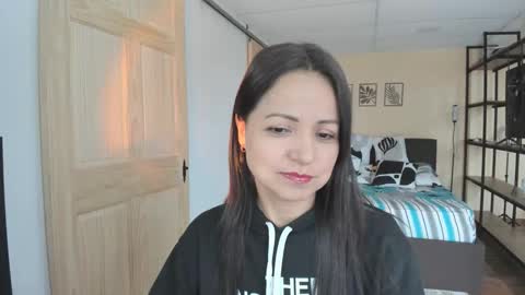 carlin1511 online show from October 18, 7:59 pm