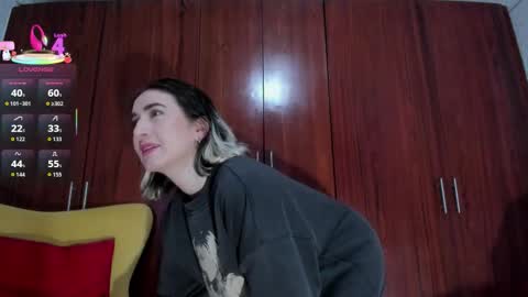 carly grasso  online show from February 5, 10:29 am