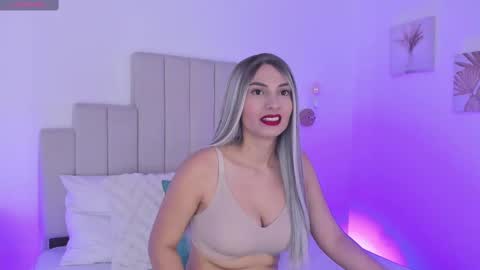 Carolain online show from September 28, 2:00 pm