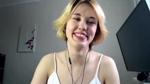 Call me Carol online show from November 15, 8:48 am