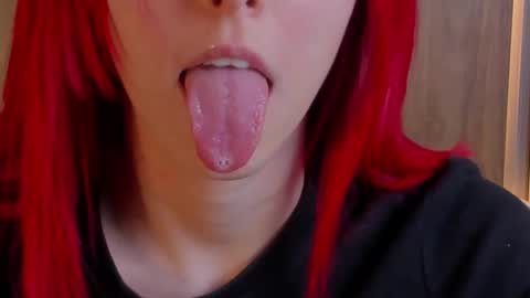 Casandra  online show from February 5, 7:20 pm