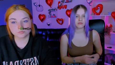 casey_meow_ online show from March 3, 9:48 am