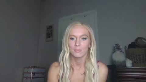 Casey Lakes online show from November 3, 11:42 pm