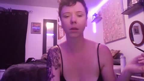 Snapshot of casscassidy89 chatting on February 28, 1:05 am CassCassidy89 online show from February 28, 1:05 am