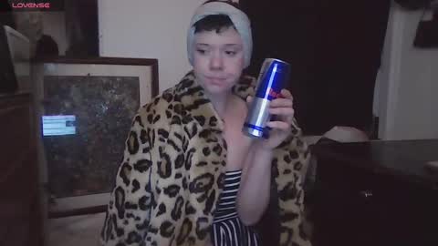 Snapshot of casscassidy89 chatting on January 15, 6:12 am CassCassidy89 online show from January 15, 6:12 am