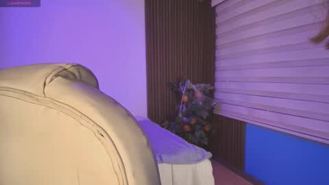 cassidy_evans online show from November 12, 11:30 am