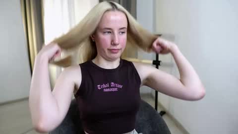 Cassie online show from November 15, 9:27 pm