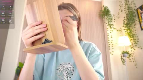 Im Cassie3 online show from March 4, 8:32 am