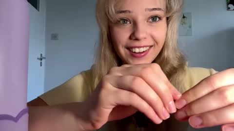 Olivia online show from March 14, 8:15 am