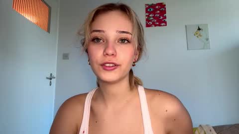 Olivia online show from March 1, 8:36 am