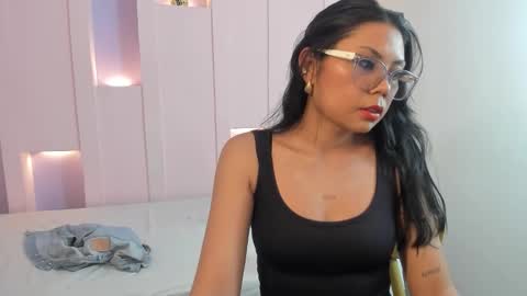 catagreen online show from November 15, 8:32 pm