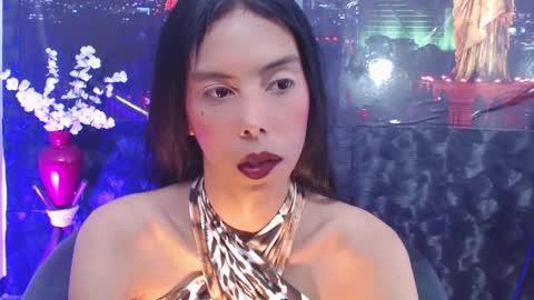 Queen Catalella online show from May 31, 5:46 am