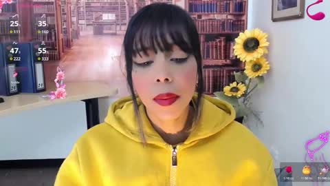 Snapshot of catalella_ar chatting on October 19, 4:25 am Queen Catalella online show from October 19, 4:25 am