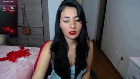 catalinahounn online show from December 30, 4:18 pm