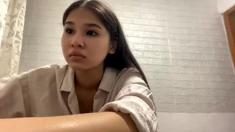 catherinepirs online show from April 27, 1:41 pm