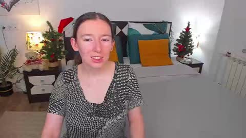 Snapshot of catherinewalls chatting on January 18, 4:04 am Catrin online show from January 18, 4:04 am