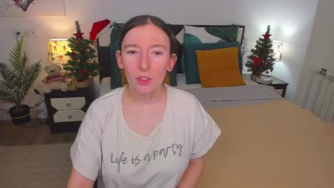 Snapshot of catherinewalls chatting on January 6, 2:15 am Catrin online show from January 6, 2:15 am