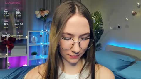 Snapshot of cel1ne_secret chatting on March 2, 7:41 pm Josie Manesi online show from March 2, 7:41 pm