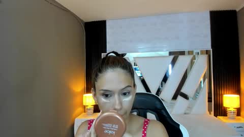 SARA  online show from February 19, 11:32 am