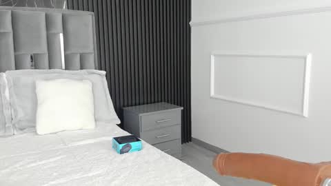 Celeste Bloom online show from February 9, 3:00 am