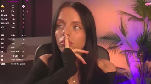 Casey online show from November 18, 9:38 pm