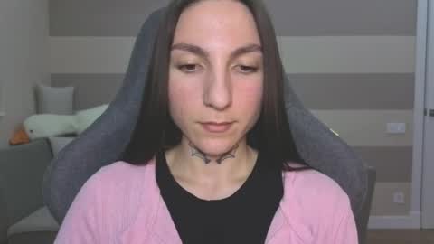 Kate online show from April 24, 1:58 pm