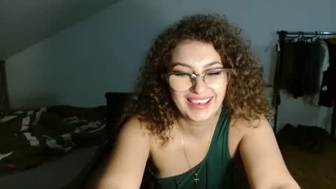 Stephanieblisss online show from March 8, 5:19 pm