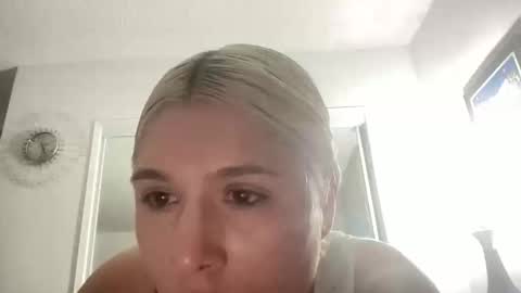 channelll31 online show from November 10, 1:11 am