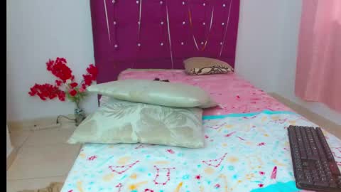 chantal sweety  and horny latina for u online show from February 11, 3:40 pm