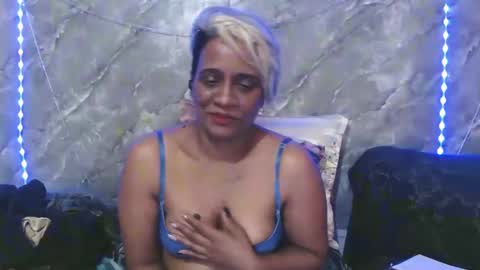 Snapshot of chanz10172 chatting on September 26, 3:09 pm Zaria Vixen online show from September 26, 3:09 pm