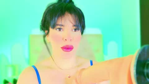 Charloott Evans online show from October 4, 5:13 am