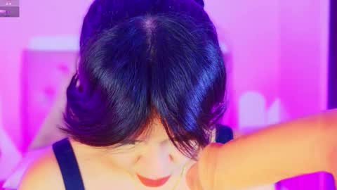 Charloott Evans online show from December 16, 3:23 am