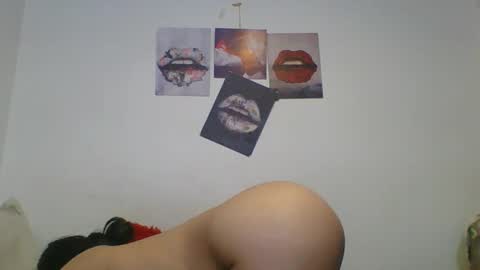 Snapshot of charlotte2852 chatting on March 6, 9:31 pm karinaa independent model online show from March 6, 9:31 pm