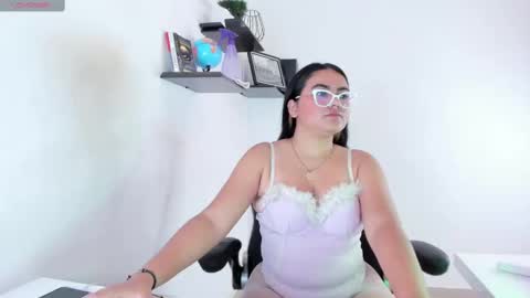 Snapshot of charlotte_256 chatting on October 21, 12:20 pm Charlotte online show from October 21, 12:20 pm