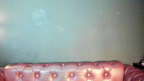 Snapshot of charlotte_brown_1 chatting on December 16, 11:33 am CHARLOTTE BROWN online show from December 16, 11:33 am