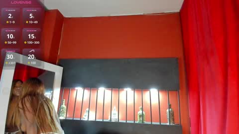 Snapshot of charlotte_brown_1 chatting on December 23, 11:36 am CHARLOTTE BROWN online show from December 23, 11:36 am