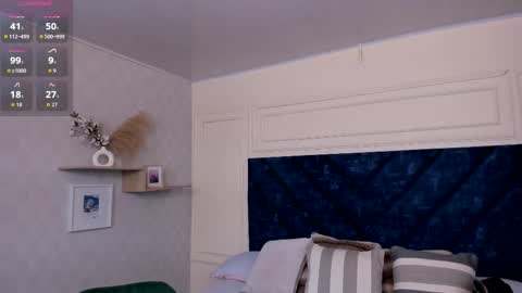 Charlotte Mayers online show from October 22, 11:37 am