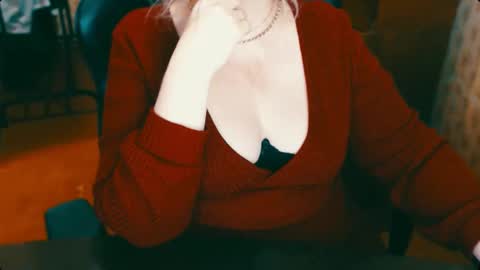 Snapshot of charlottextasty chatting on February 26, 9:50 pm CharlotteXTasty online show from February 26, 9:50 pm
