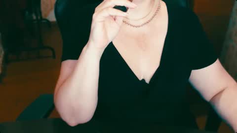 Snapshot of charlottextasty chatting on January 29, 10:05 am CharlotteXTasty online show from January 29, 10:05 am