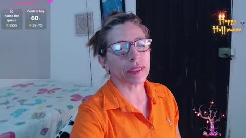Snapshot of chayla_ruiz chatting on October 10, 9:31 pm CHAYLA VICTORIA RUIZ online show from October 10, 9:31 pm